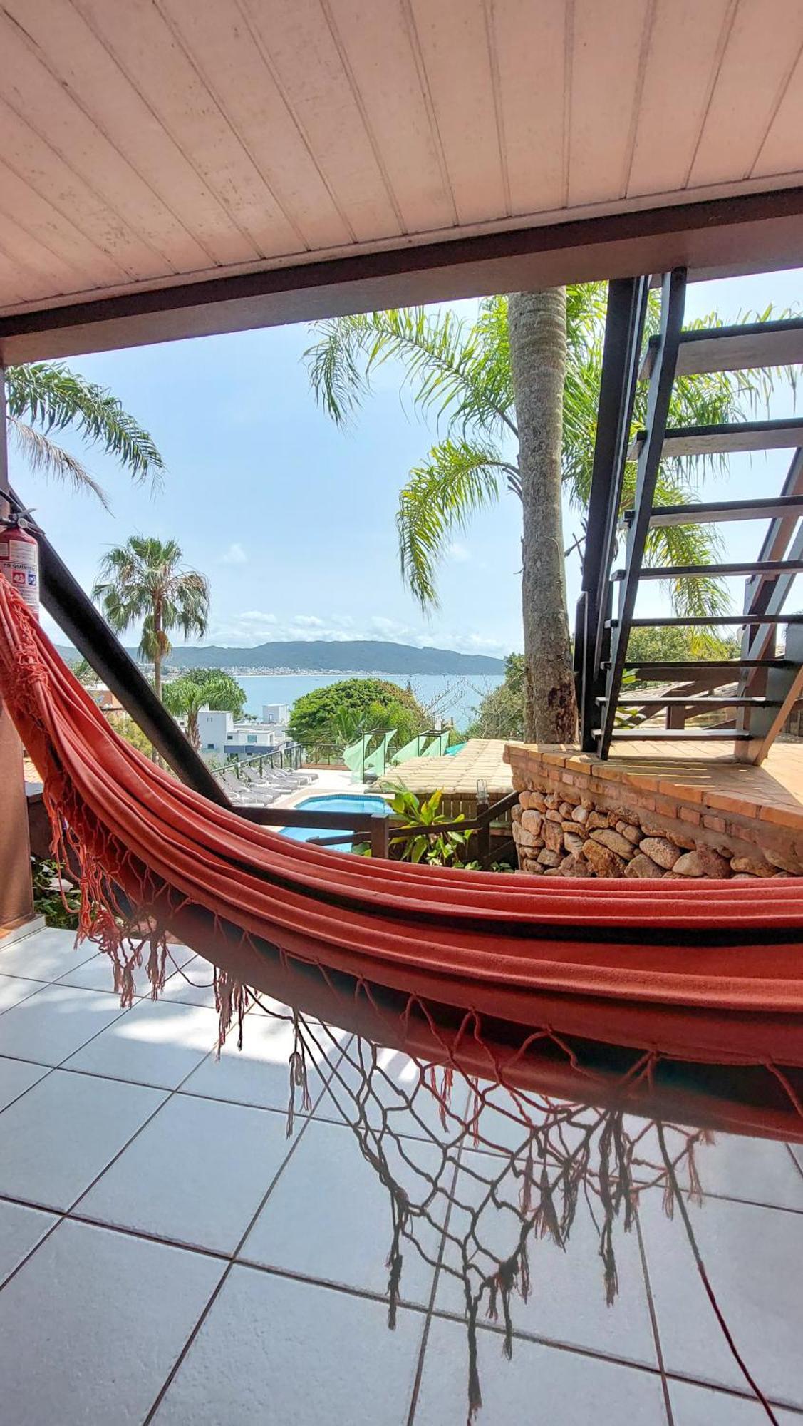 Suite Pool View